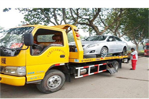 福建附近24小时汽车拖车服务热线